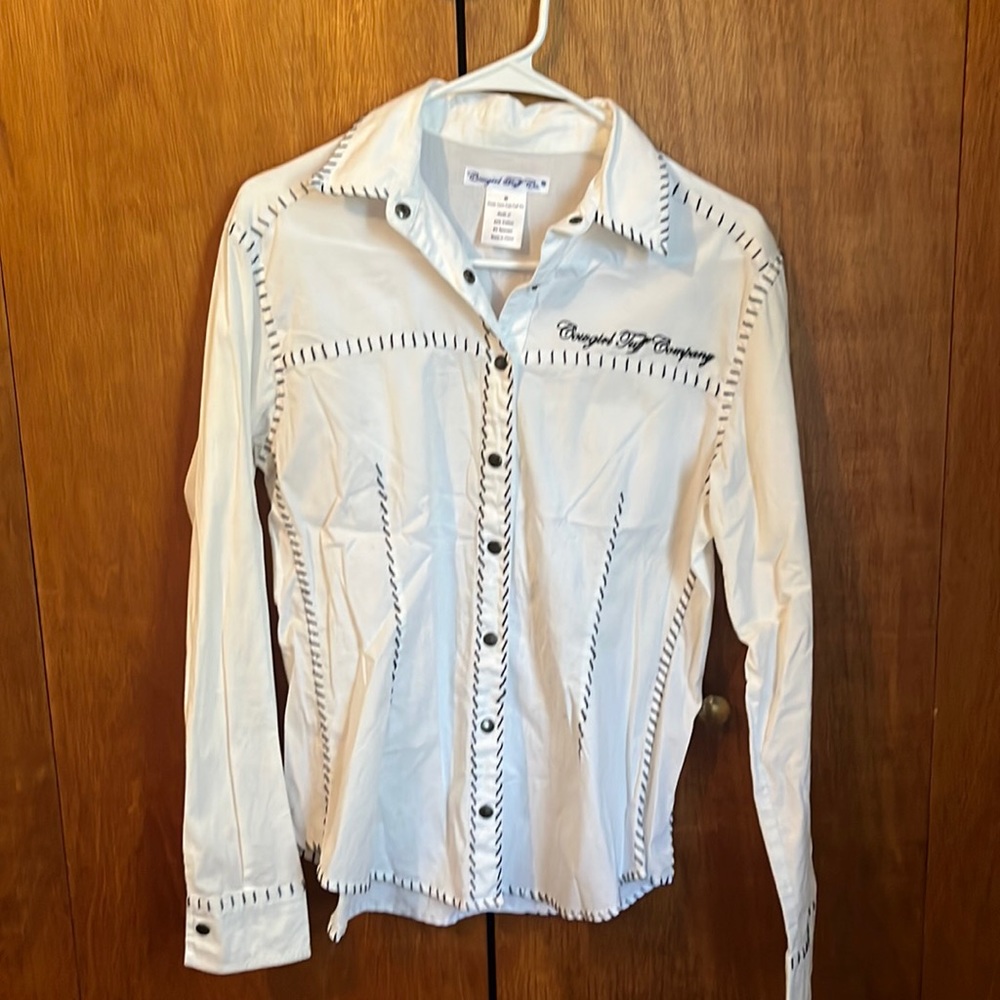 Cowgirl Tuff Co. Western long sleeve button down white/black size medium.